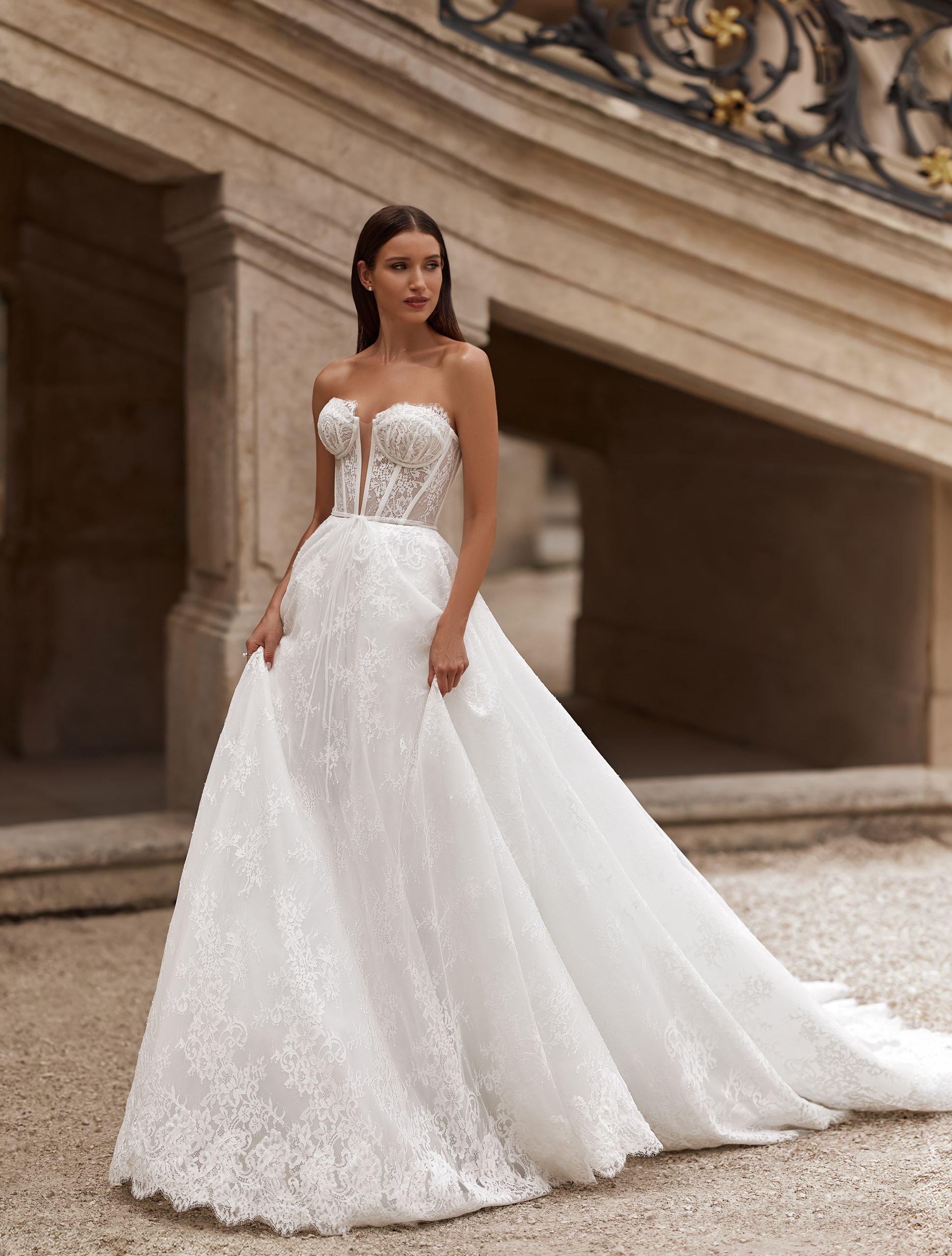 Svatební šaty Praha – model 3414 od CROWN Wedding Salon - Obrázek 2