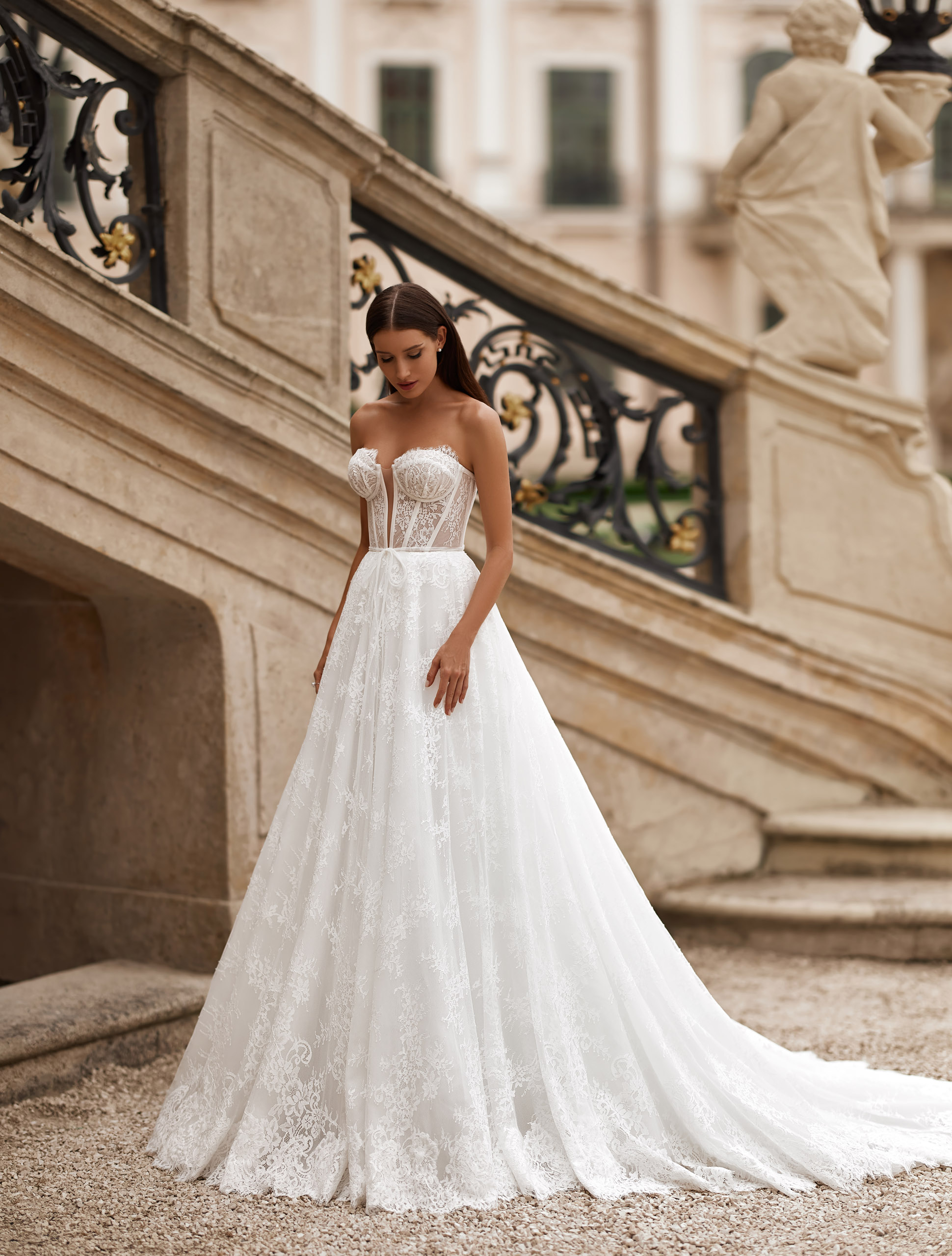 Svatební šaty Praha – model 3414 od CROWN Wedding Salon - Obrázek 5
