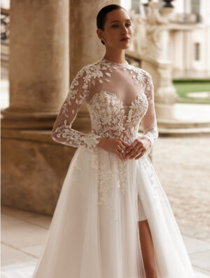 svatební šaty Praha model 3423 CROWN Wedding Salon