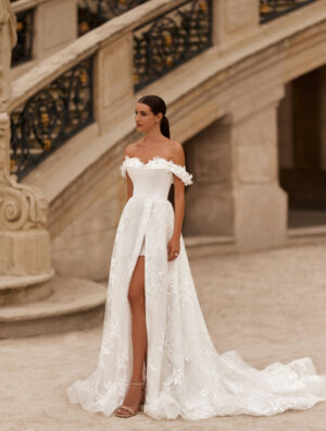 svatební šaty Praha model 3425 CROWN Wedding Salon