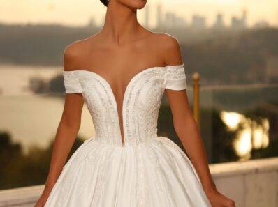 svatební šaty Praha model 3503 CROWN Wedding Salon