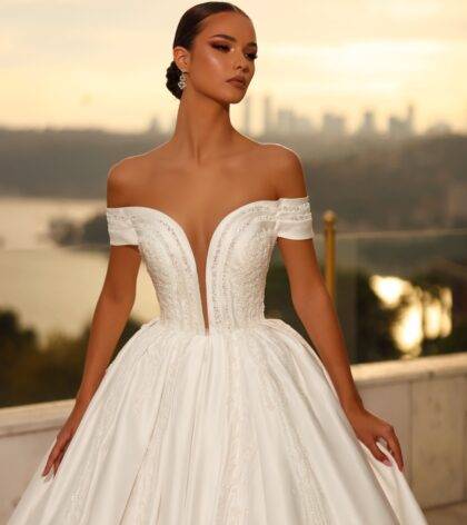 svatební šaty Praha model 3503 CROWN Wedding Salon